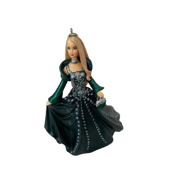 Barbie celebration hallmark collector ornament, 2004 edition with box. - Picture 5 of 5